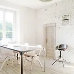 White House - Silesian Loft Apartmán *